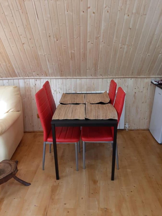 Cabana din livada Pucioasa Exterior foto